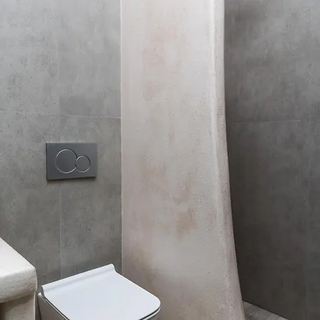 Naxos Ark Lägenhetshotell 3*