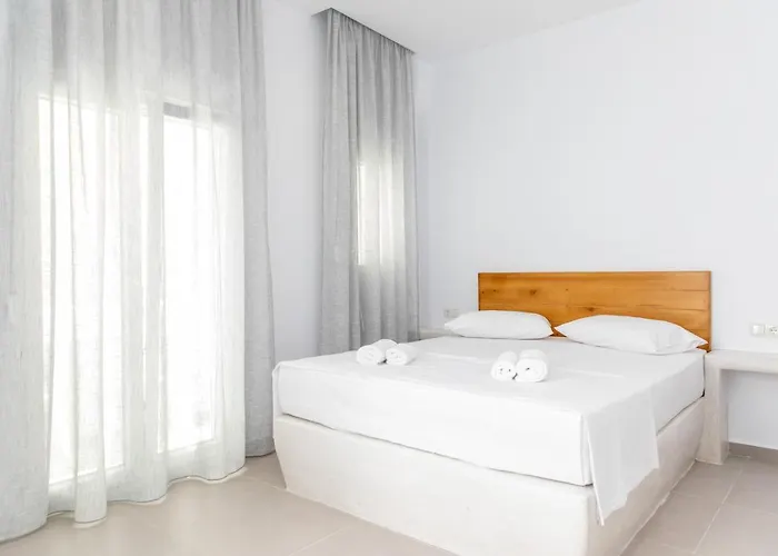 Naxos Ark Hotel apartamentowy Naxos City