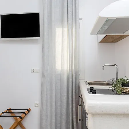 Ξενοδοχείο με διαμερίσματα Naxos Ark