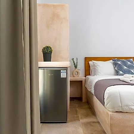 Naxos Ark 3*